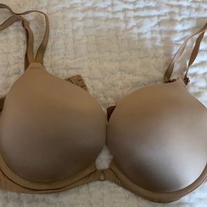 Victoria’s Secret padded bra with convertible straps